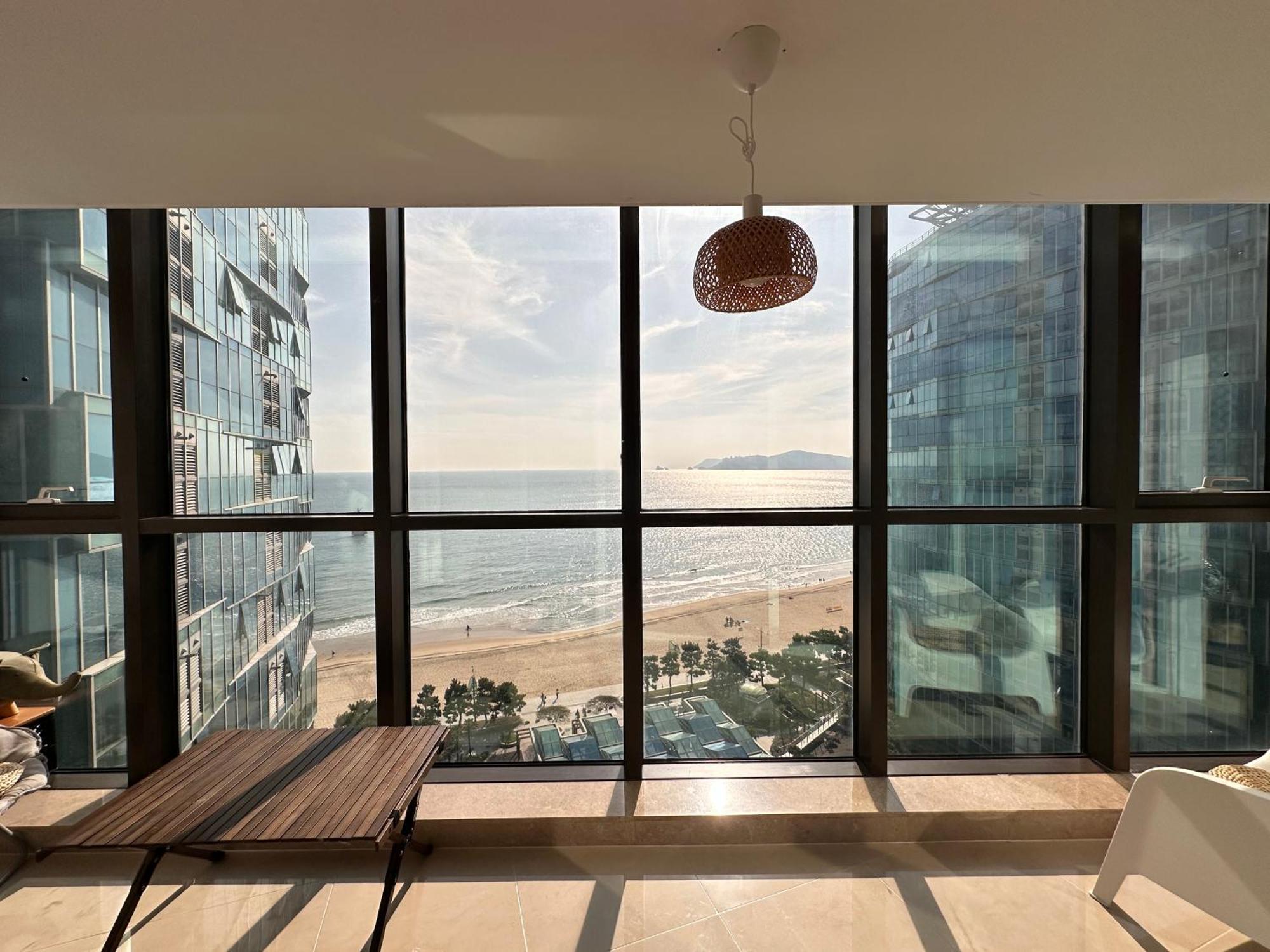 Апартаменты Haeundae Luxury House Пусан Экстерьер фото